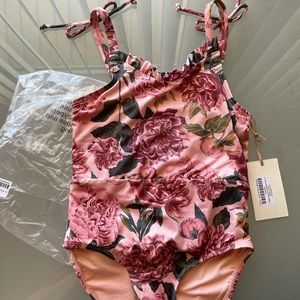 Joyfolie girls teagan swimsuit oversized floral sz 8